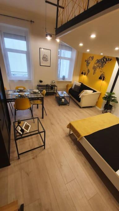 Violet Apartment With Air Condition بودابست المظهر الخارجي الصورة